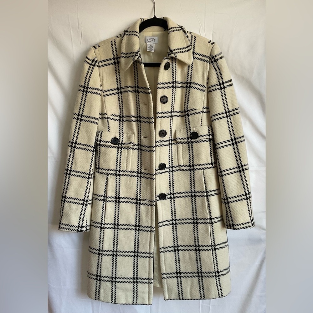 LOFT Cream and Black Plaid Trench Coat